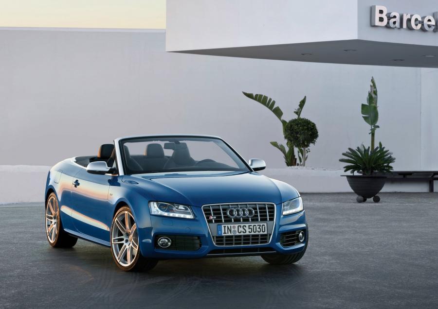  Audi S5 Cabriolet 2009 года  (фото 1 из 56)
